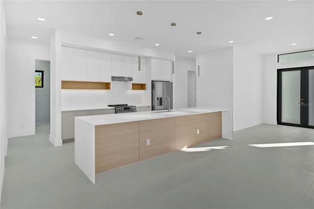 10065 MEMPHIS STREET, Port Charlotte, FL 33981