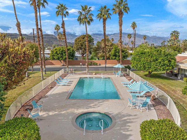 6733 Harwood Circle, Palm Springs, CA 92264