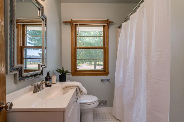 5364 160th Street SE, Prior Lake, MN 55372