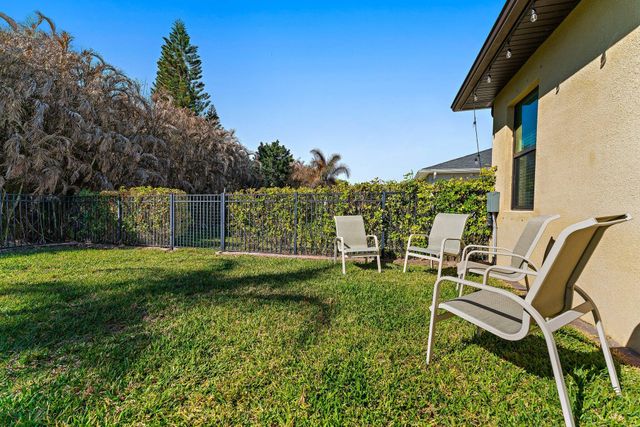 6291 Arcadia Square, Vero Beach, FL 32966