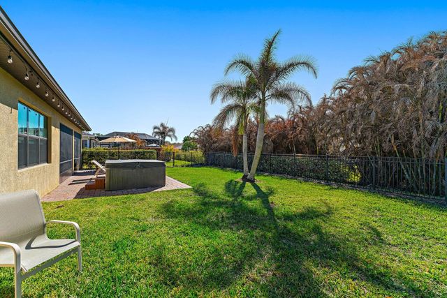 6291 Arcadia Square, Vero Beach, FL 32966