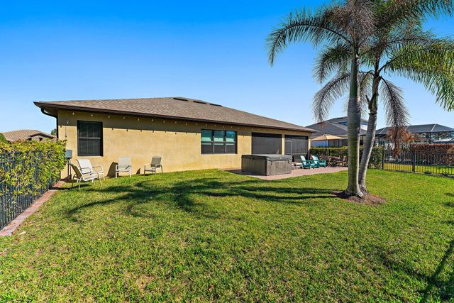 6291 Arcadia Square, Vero Beach, FL 32966