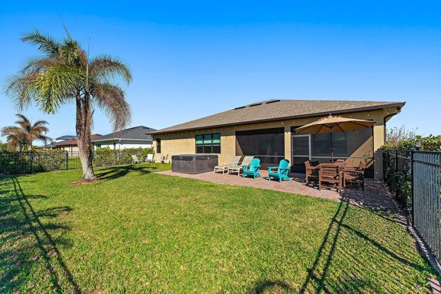 6291 Arcadia Square, Vero Beach, FL 32966