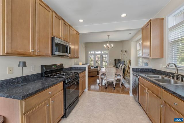 1350 STONEY RIDGE RD, Charlottesville, VA 22902