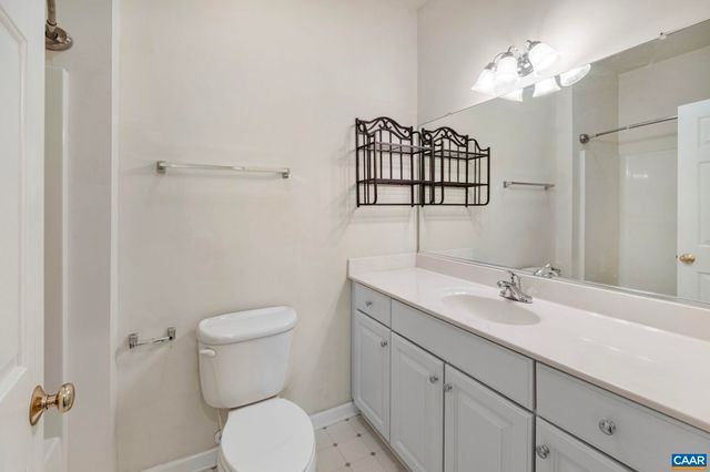 1350 STONEY RIDGE RD, Charlottesville, VA 22902