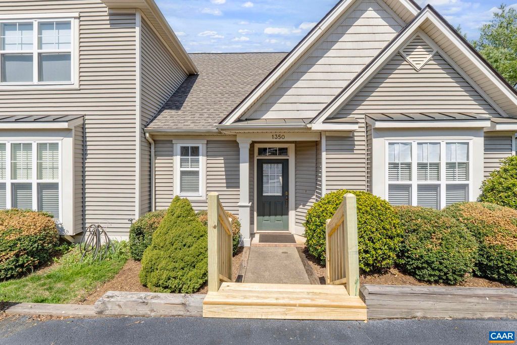 1350 STONEY RIDGE RD, Charlottesville, VA 22902