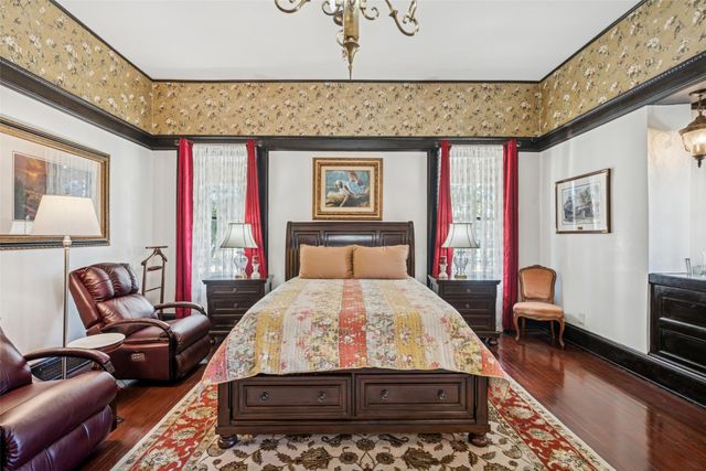 705 Griffith Avenue, Terrell, TX 75160