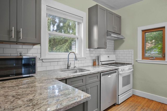 2614 St Paul Avenue, Madison, WI 53704