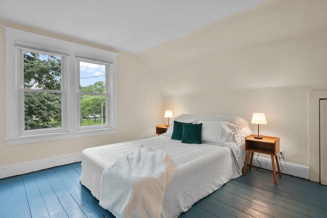 2614 St Paul Avenue, Madison, WI 53704
