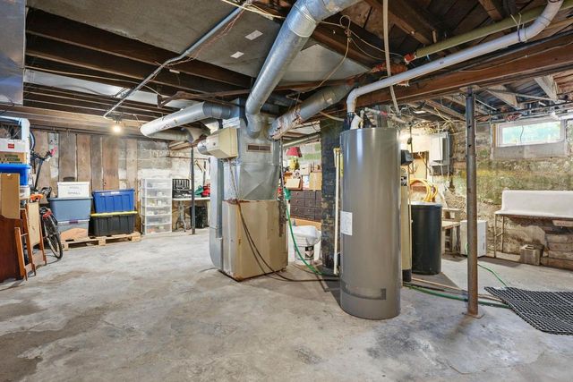 2614 St Paul Avenue, Madison, WI 53704