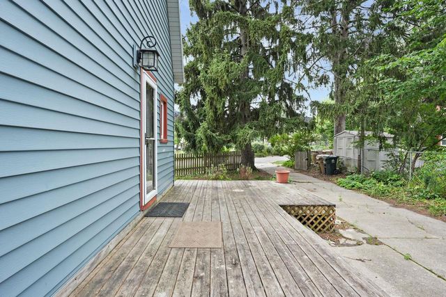 2614 St Paul Avenue, Madison, WI 53704