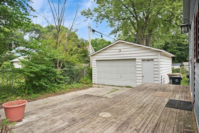 2614 St Paul Avenue, Madison, WI 53704