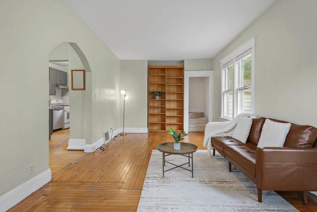 2614 St Paul Avenue, Madison, WI 53704