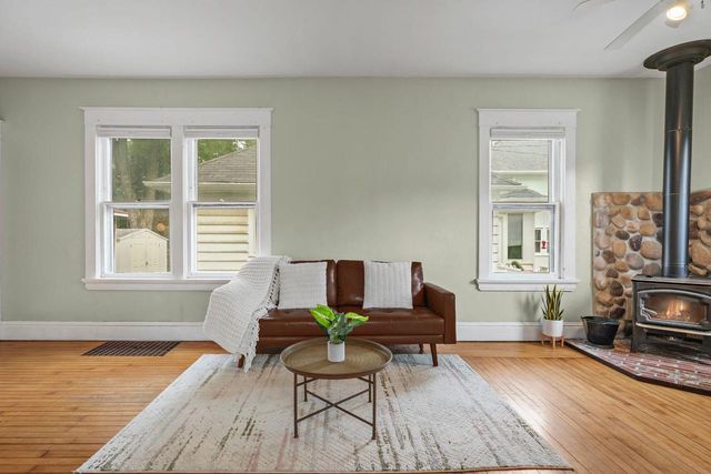 2614 St Paul Avenue, Madison, WI 53704
