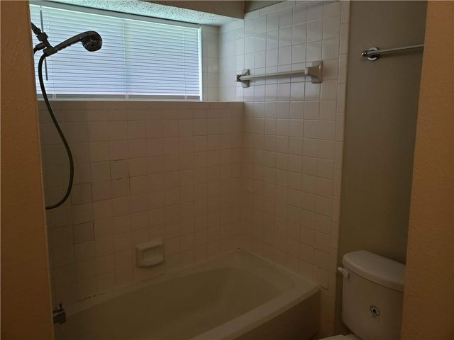 1825 Rainy Meadows DR, Austin, TX 78758