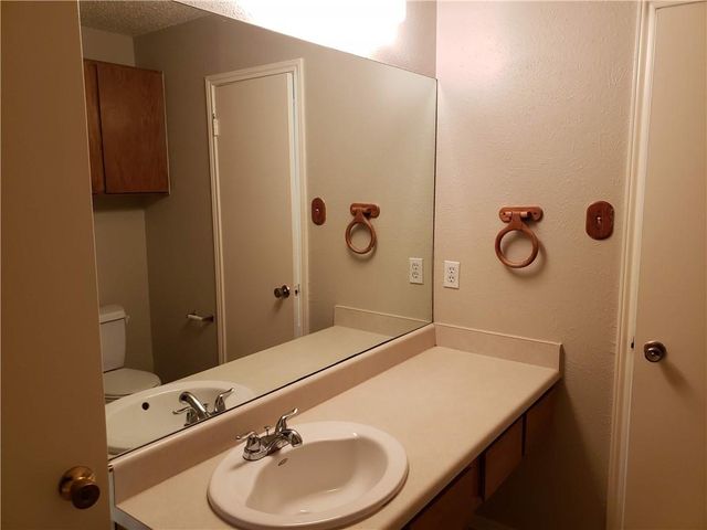 1825 Rainy Meadows DR, Austin, TX 78758