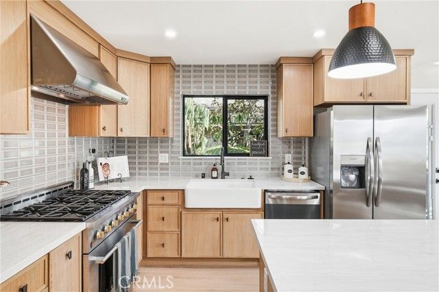 4523 Lexington, Los Angeles, CA 90029