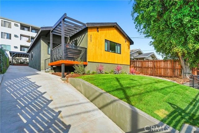 4523 Lexington, Los Angeles, CA 90029