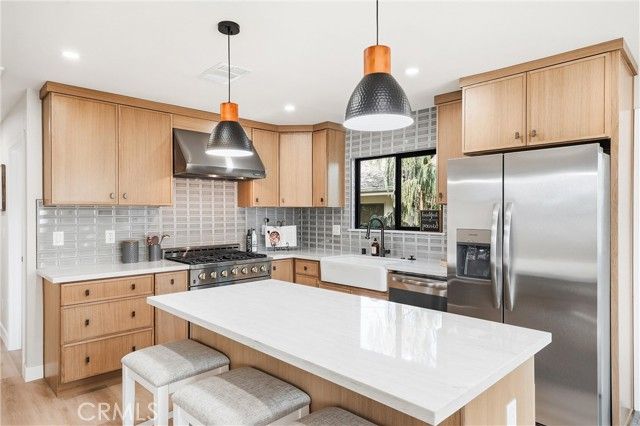 4523 Lexington, Los Angeles, CA 90029