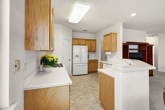 41 Sausalito Ct, Sacramento, CA 95823