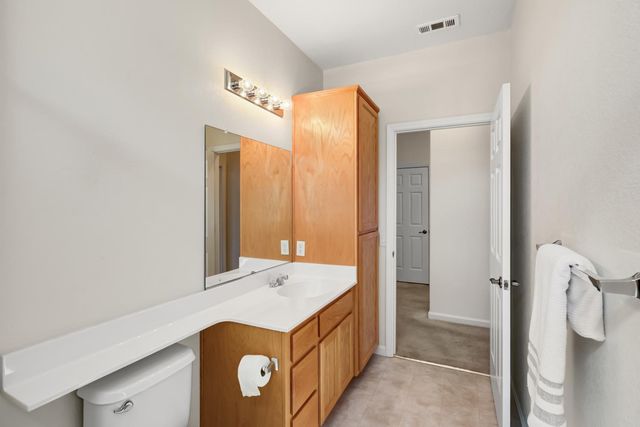 41 Sausalito Ct, Sacramento, CA 95823