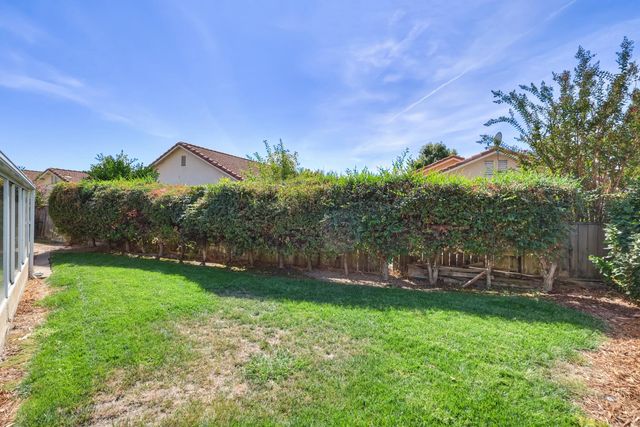 41 Sausalito Ct, Sacramento, CA 95823