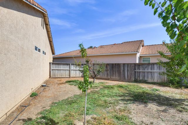 41 Sausalito Ct, Sacramento, CA 95823