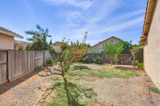 41 Sausalito Ct, Sacramento, CA 95823