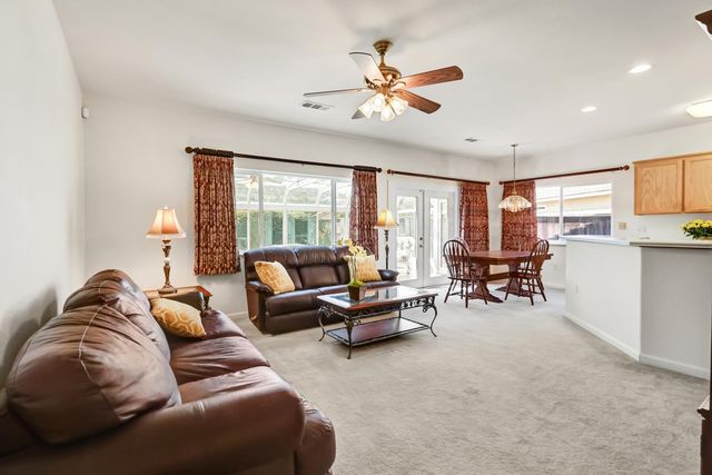 41 Sausalito Ct, Sacramento, CA 95823