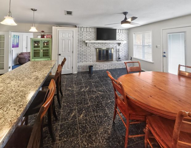 647 Shadywood Lane, Avinger, TX 75630