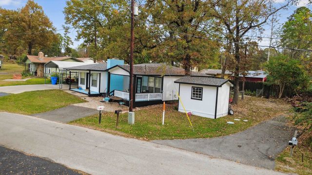 647 Shadywood Lane, Avinger, TX 75630