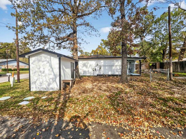 647 Shadywood Lane, Avinger, TX 75630