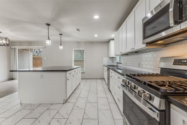 10550 Ferguson Road, Dallas, TX 75228