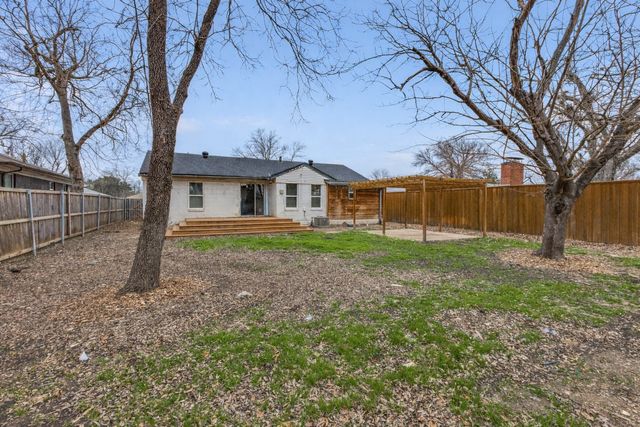 10550 Ferguson Road, Dallas, TX 75228