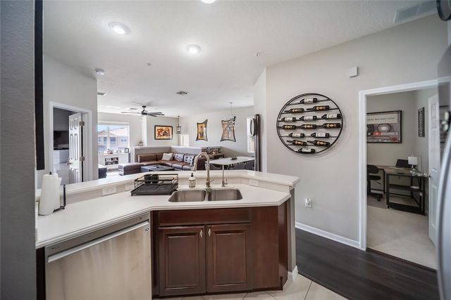 3760 PARKRIDGE CIRCLE 23-204, Sarasota, FL 34243