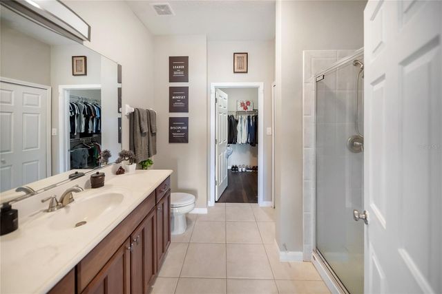 3760 PARKRIDGE CIRCLE 23-204, Sarasota, FL 34243