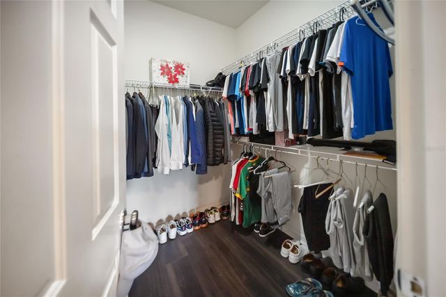 3760 PARKRIDGE CIRCLE 23-204, Sarasota, FL 34243