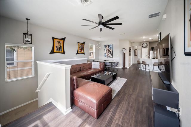 3760 PARKRIDGE CIRCLE 23-204, Sarasota, FL 34243