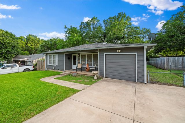 1307 N Gaines Street, Ennis, TX 75119