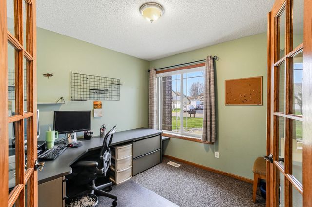 9918 Kiwi Avenue N, Brooklyn Park, MN 55443