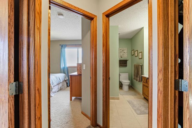 9918 Kiwi Avenue N, Brooklyn Park, MN 55443