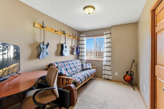 9918 Kiwi Avenue N, Brooklyn Park, MN 55443