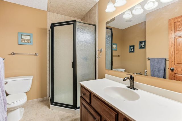 9918 Kiwi Avenue N, Brooklyn Park, MN 55443