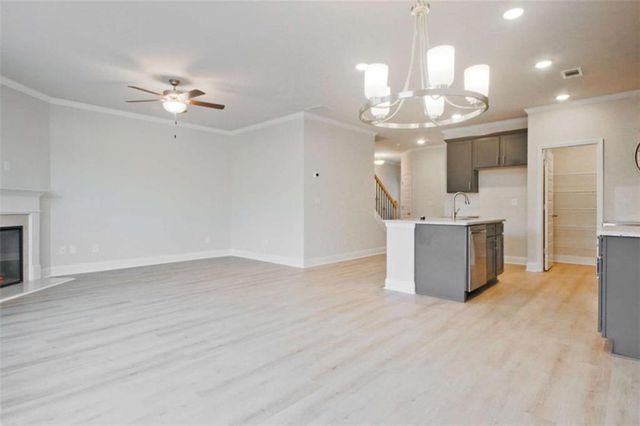 3853 Billabong Trail 113, Gainesville, GA 30506