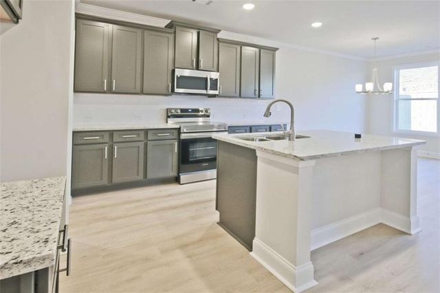 3853 Billabong Trail 113, Gainesville, GA 30506