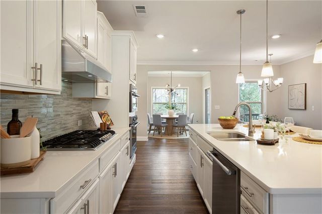 5083 Chesterfield Lane, Atlanta, GA 30338