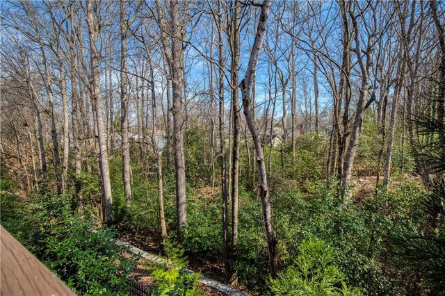 5083 Chesterfield Lane, Atlanta, GA 30338