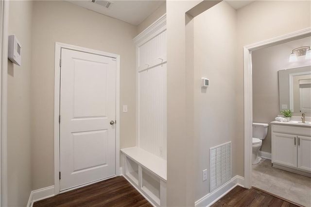 5083 Chesterfield Lane, Atlanta, GA 30338