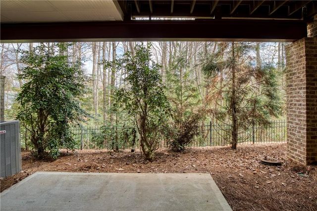 5083 Chesterfield Lane, Atlanta, GA 30338