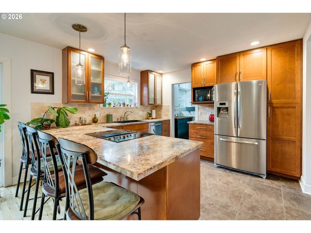 514 Se 61ST Ave, Portland, OR 97215